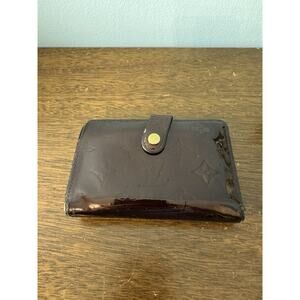 Louis Vuitton Women's Burgundy Vernis Logo Patent Leather Wallet